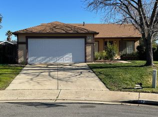 873 Mallard St, Redding, CA 96003