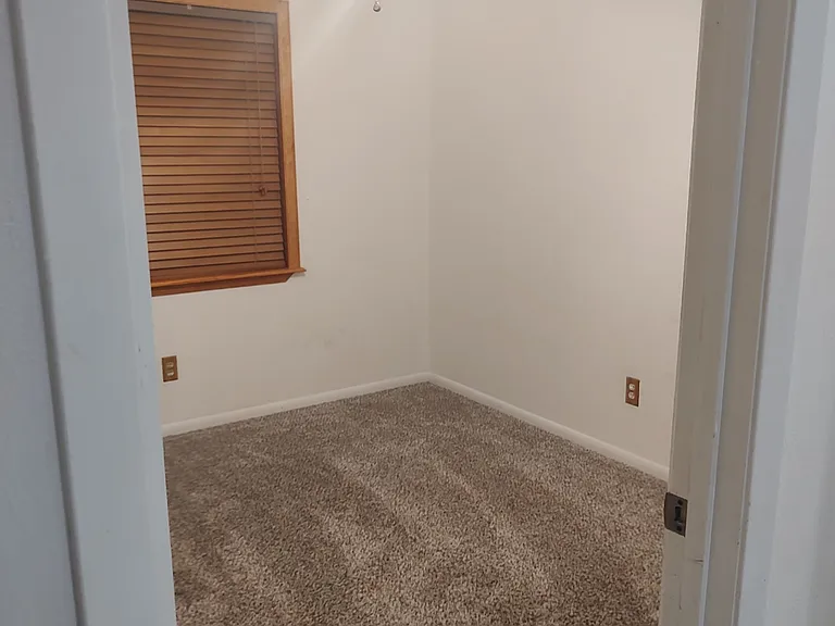 1001 Traci Dr — Photo 5