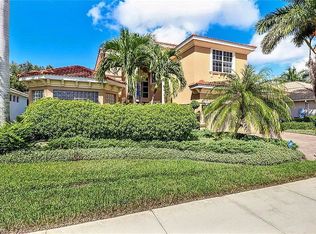 19428 La Serena Dr, Estero, FL 33967