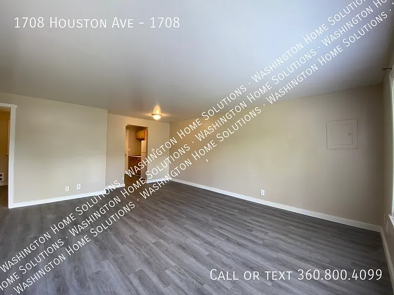 1708 Houston Ave #1708 — Photo 2