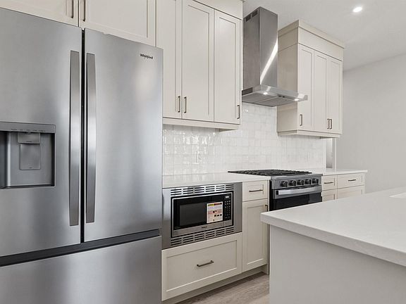 2nd image of 271 Paterson Way SW