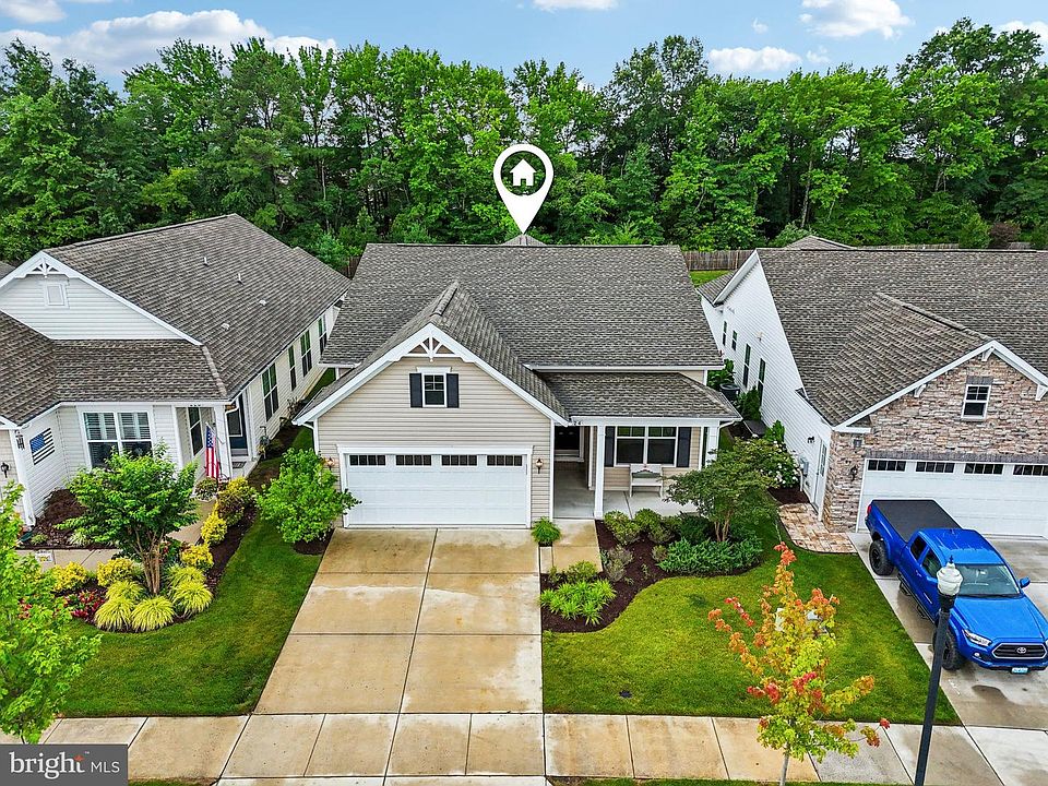 1st image of 224 Bayberry Dr