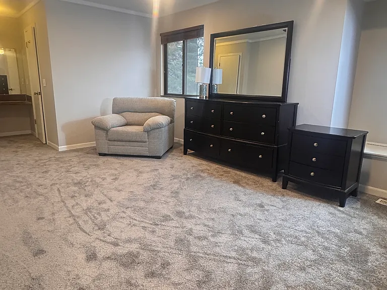 3740 Highcrest Dr — Photo 19