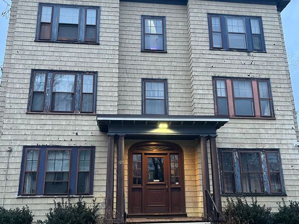 106 Kenoza Ave APT 6