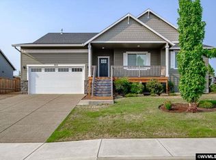 703 SE Mustang Loop, Sublimity, OR 97385