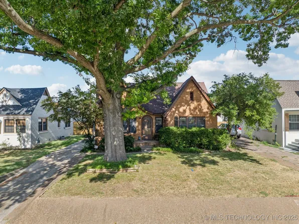 1423 S Gary Pl, Tulsa, OK 74104