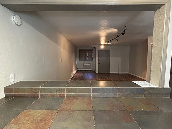 4th image of 1685 N Colorado Blvd #102