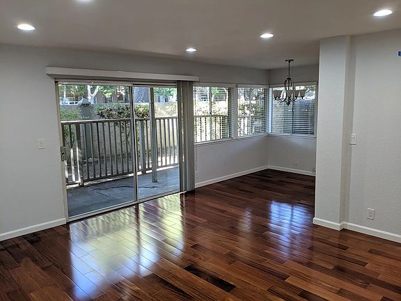 2nd image of 2517 Jubilee Ln