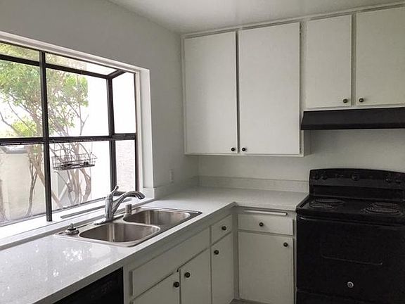 2nd image of 18505 Mayall St Unit H