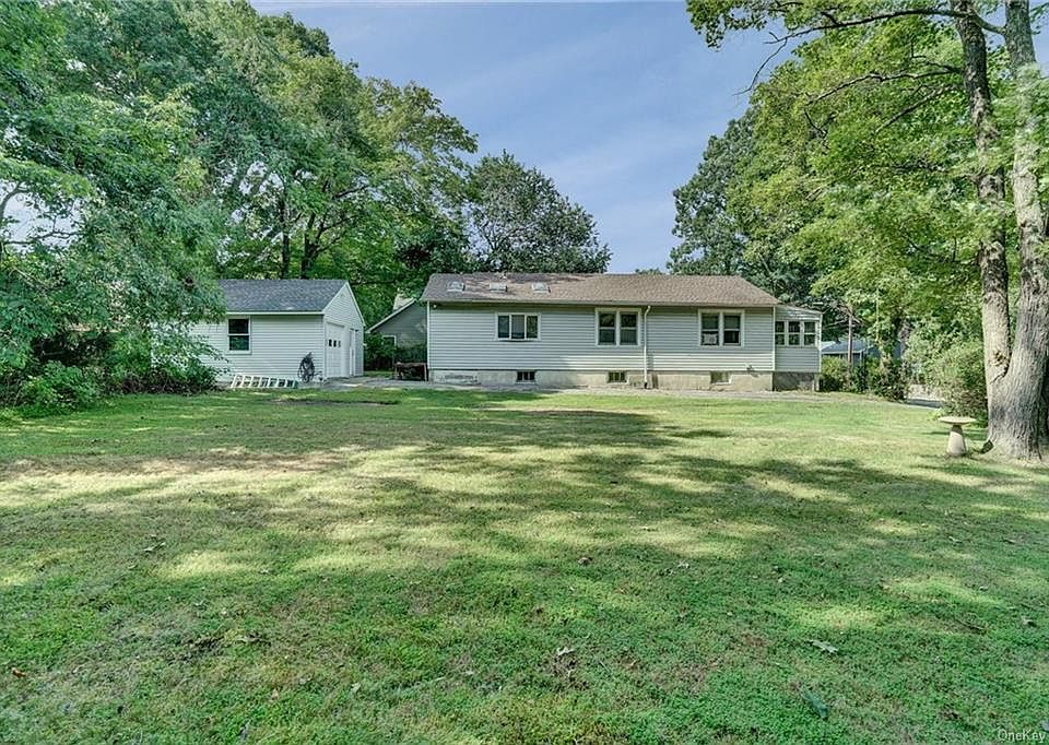 1st image of 55 Forest Ln