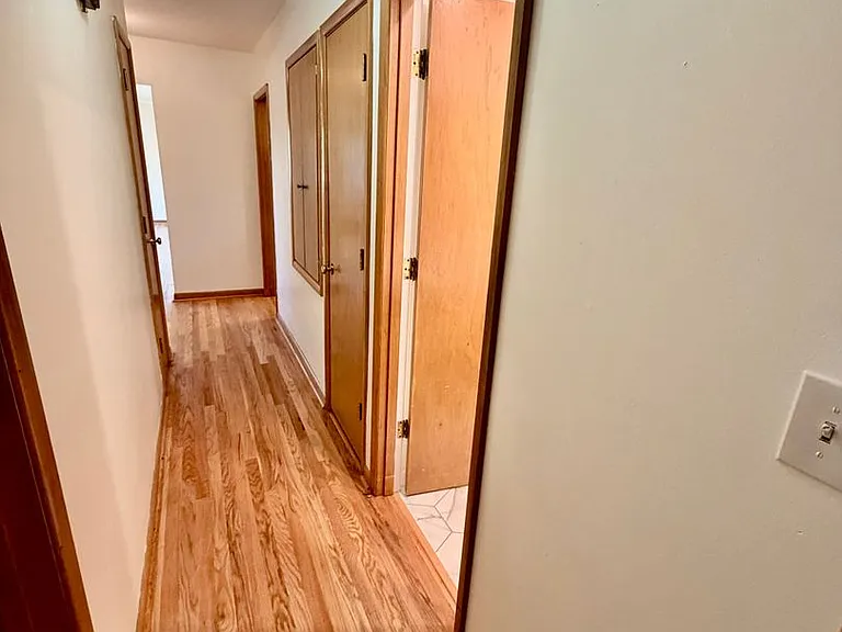 1712 SE 104th Ave — Photo 15