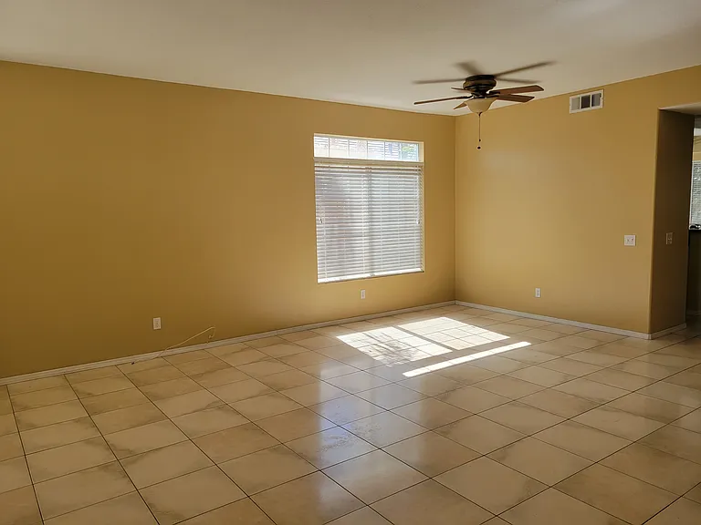 37151 Santa Rosa Glen Dr — Photo 9