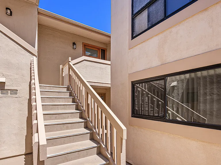 573 S Sierra Ave #6 — Photo 29