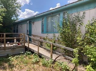 609 W Rochester Ave, Saratoga, WY 82331