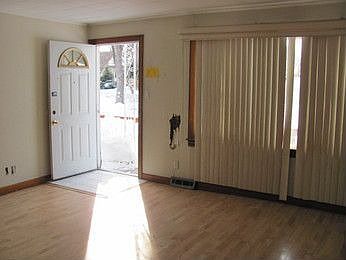 2nd image of 4905 Luna Ave