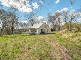 4054 Rippey Lake Rd, Mount Pleasant, TN 38474
