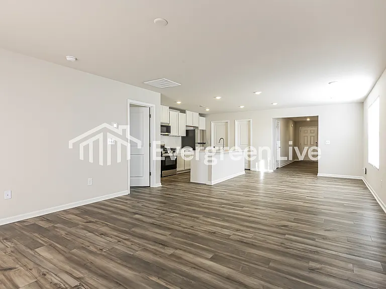 105 Stokely Way — Photo 3