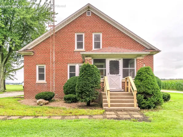 502 S 250 W, Valparaiso, IN 46385