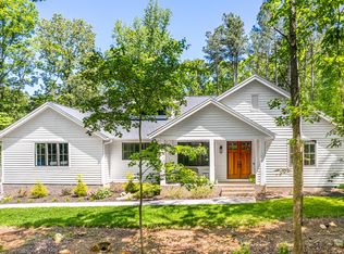 202 Summergate Cir, Chapel Hill, NC 27516