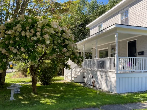 90 Brackett Ave, Portland, ME 04108