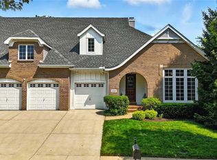 1967 Chesterfield Ridge Cir, Chesterfield, MO 63017