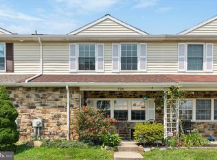 726 Springfield Ct, Downingtown, PA 19335