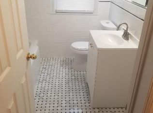 8580 Lauder St, Detroit, MI 48228