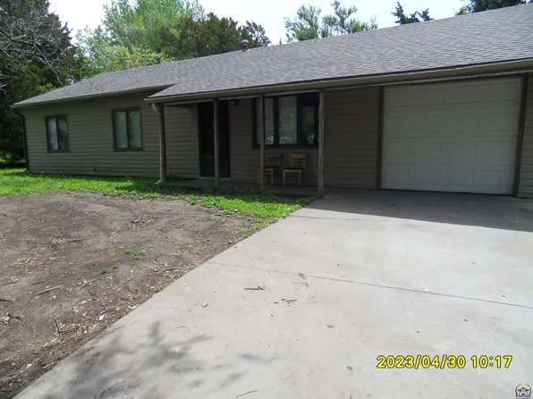 3540 SW Tara Ave, Topeka, KS 66611