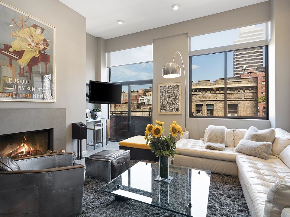 1st image of 170 E 88th St Penthouse A