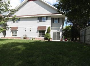 411 Darlene Dr, Waukesha, WI 53189