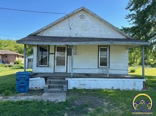 715 W Boone St, Madison, KS 66860