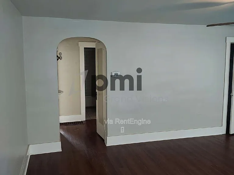 1609 E Johns Ave — Photo 19