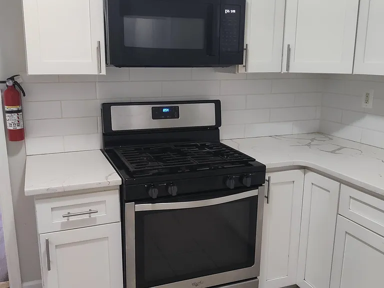 5944 Cedar Ave — Photo 8