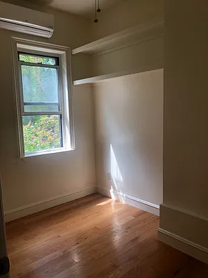 Rented by Modern Spaces | media 13