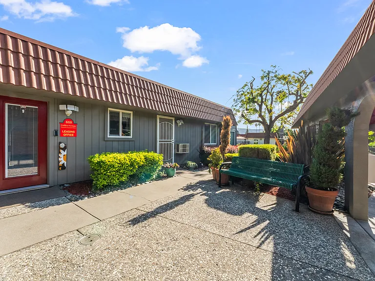 2451 Santa Rita Rd #52 — Photo 52