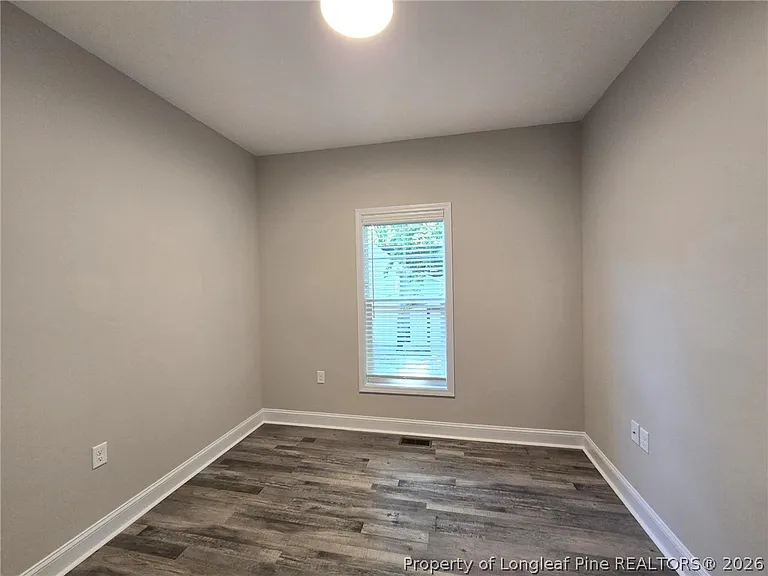 2123 Burnett Ave — Photo 31