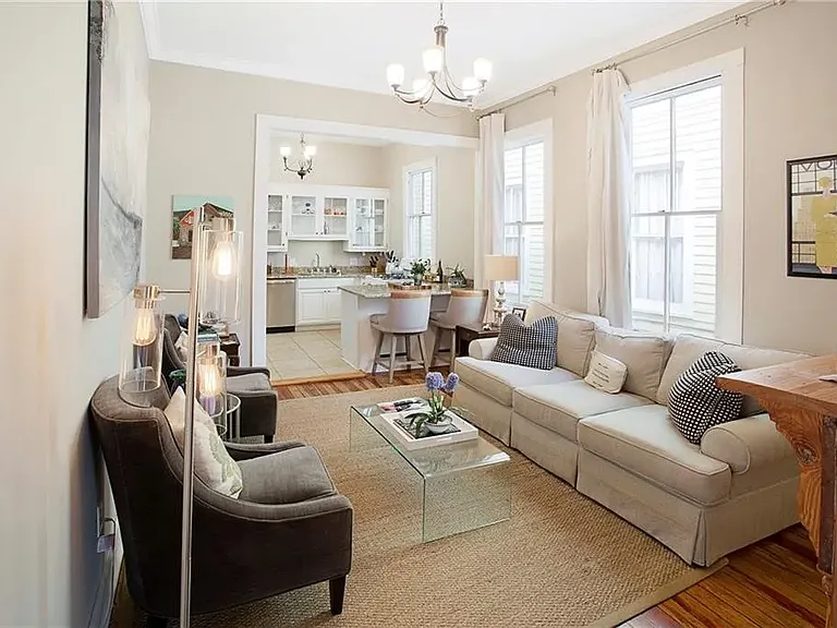 1136 Montauk Ave — Photo 4