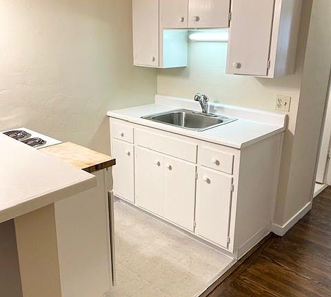 3rd image of 131 Pfeiffer St #131A