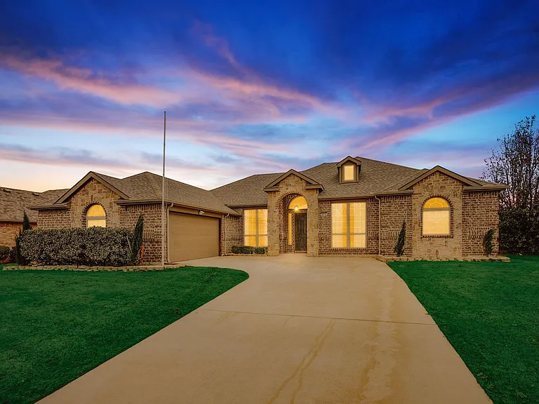 213 Nocona Dr — Photo 40