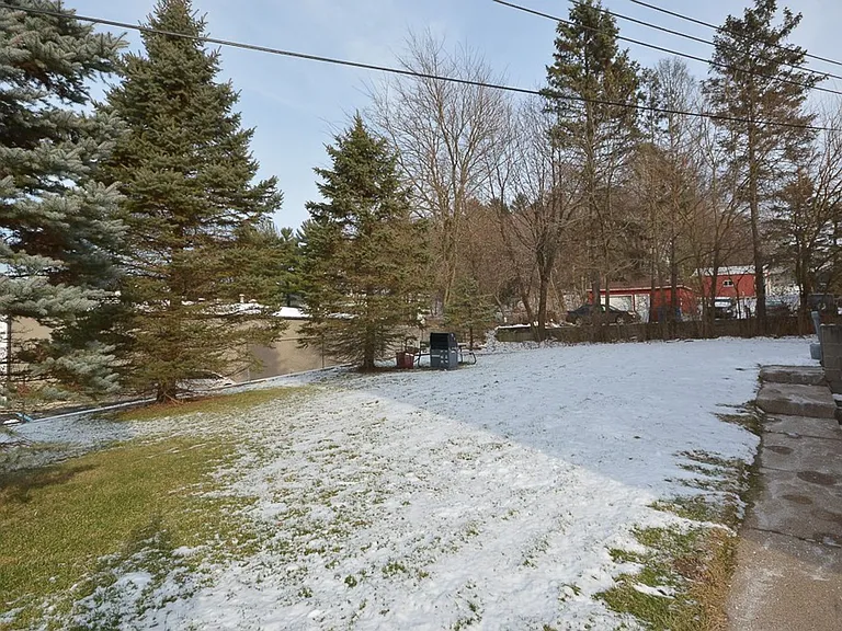 103 Devon Ave #C2 — Photo 18
