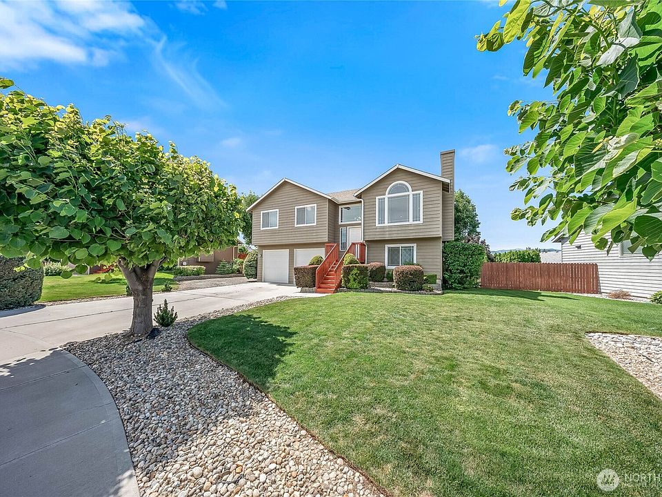 1st image of 2427 Bellanca Ct