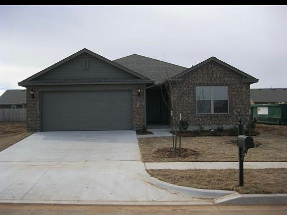 2nd image of 2810 Trailwood Dr
