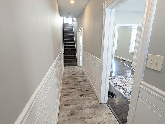 3rd image of 1746 Kings Hwy