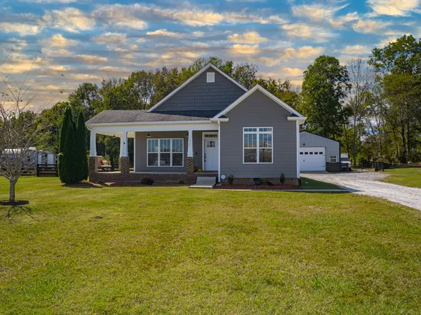 4781 Brookhollow Rd, Chapel Hill, TN 37034