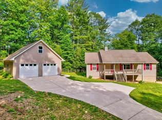 1679 Pole Coffee Cir, Ellijay, GA 30536