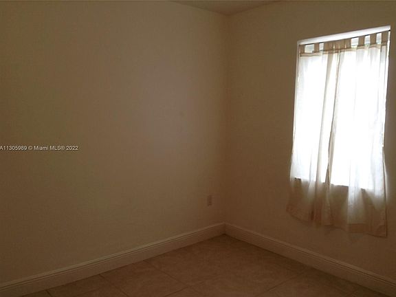 5th image of 1533 NW 1st Pl #2