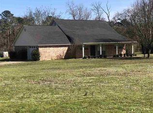 383 County Road 105, De Berry, TX 75633