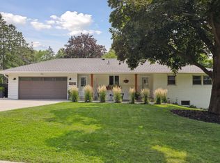 4523 Hampton Rd, Golden Valley, MN 55422