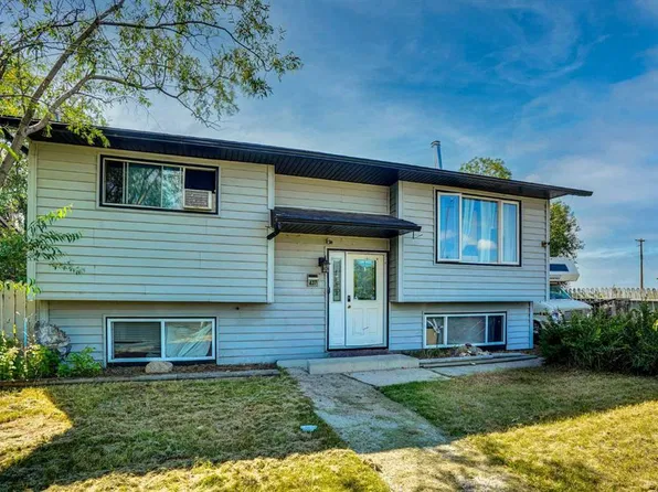 437 E McKinnon Dr, Wheatland County, AB T0J 0M0