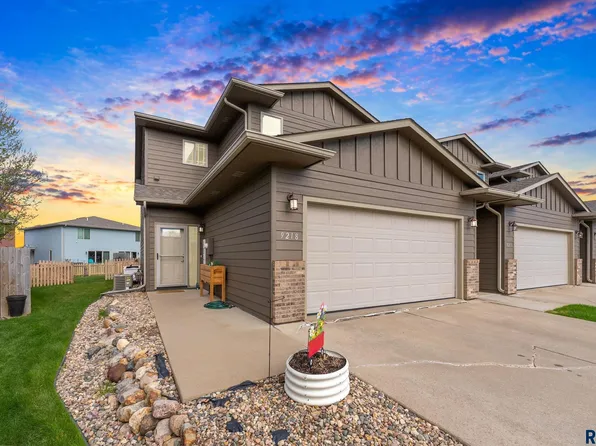 9218 W Norma Trl, Sioux Falls, SD 57106
